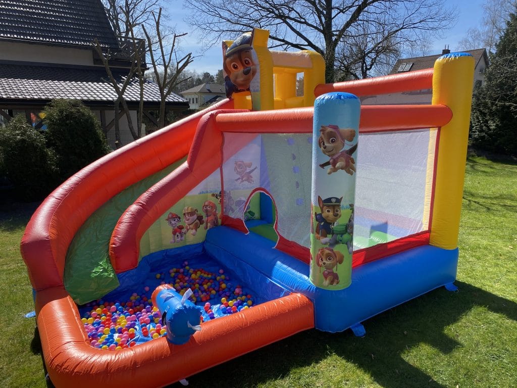 Piepūšamās atrakcijas